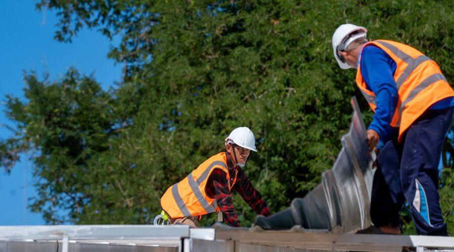 Professional Flat Roofing Installation in Elliott, IL
